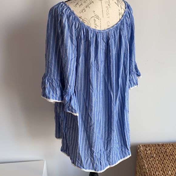 NWOT - Blue stripped Tunic - Picture 4 of 7